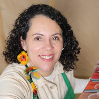 ANGELA MARIA JUNQUEIRA FERRAZ PAZ: Arteterapeuta em Curitiba que atende Pessoas com Deficiência