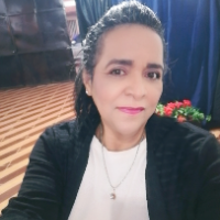 SHIRLEY VILHENA SANTANA: Psicanalista online que atende Pessoas com Deficiência.