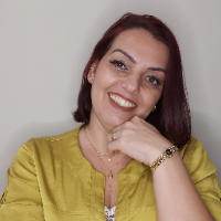 PAULA TEIXEIRA DAL FERRO