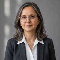 ANA PAULA SANTANA: Psicanalista online especializado em PCD e TEA