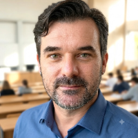 VICTOR HUGO DE OLIVEIRA SILVA: Neuropsicopedagogia em Porto Alegre