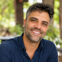 FÁBIO OLIVEIRA: Psicanalista online especializado em PCD e TEA